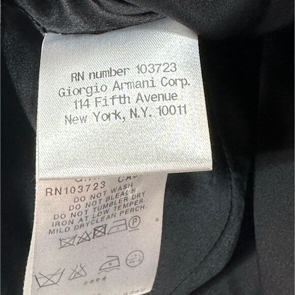 Giorgio Armani Black Short Sleeve Blazer with Taffeta Trim – Size IT 40 / US 4 - Picture 6 of 6